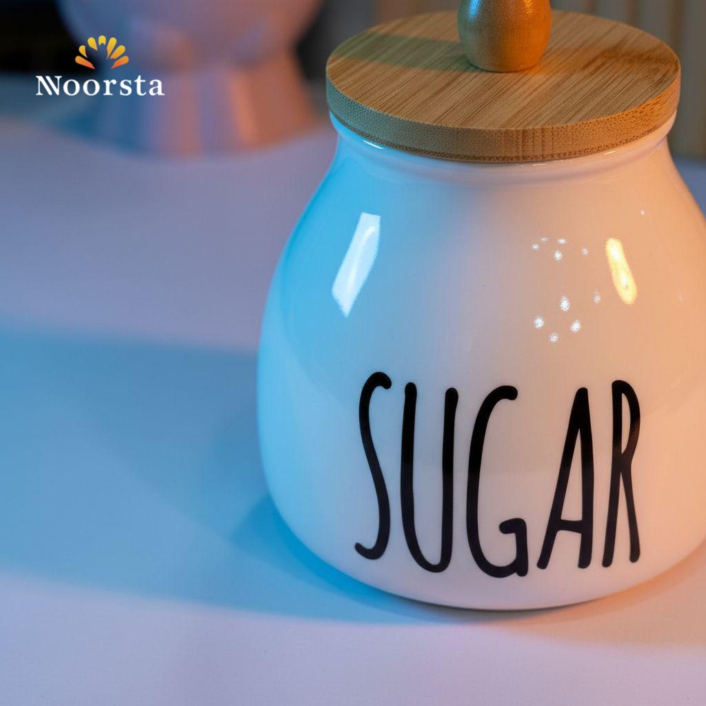 طقم برطمانات بورسلين بومبيه 3 قطع بحامل خشبي - Minimalist Porcelain Canister Set with Wooden Stand - Noorsta