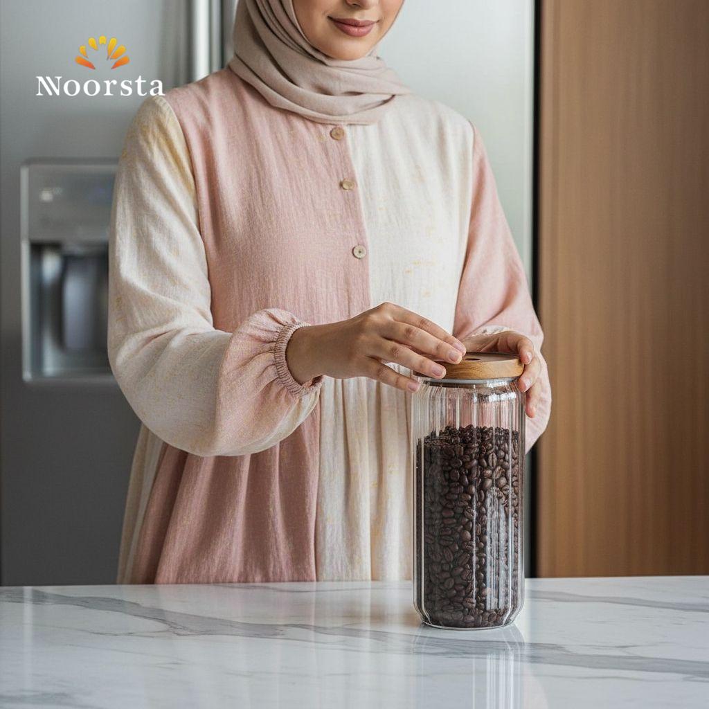 برطمان زجاجي مضلع شيك لتنظيم المطبخ - Premium Ribbed Glass Storage Jar with Bamboo Lid - Noorsta