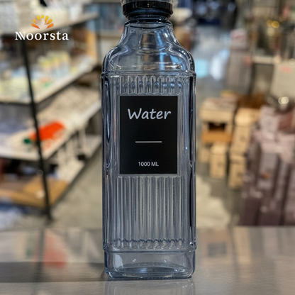 ازازة مية قزاز مربعة 1 لتر بالوان شيك - Modern Ribbed Glass Square Water Bottle 1L - Noorsta