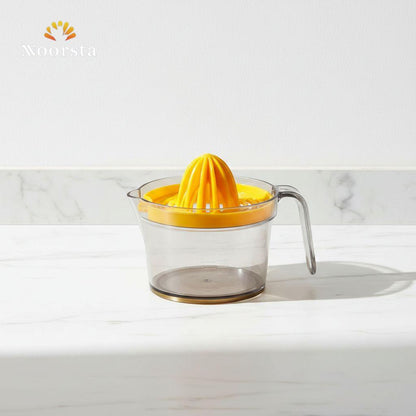 عصارة برتقال يدوية أكريليك 2 في 1 مع دورق وفاصل بيض - Versatile 2-in-1 Acrylic Citrus Juicer & Pitcher - Noorsta