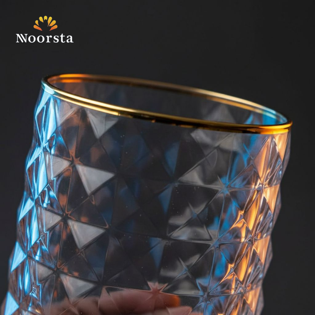 طقم كوبايات وشوبات كريستال بحافة دهبي لتقديم العصاير - Elegant crystal-textured glass set with gold rim for cold beverages - Noorsta