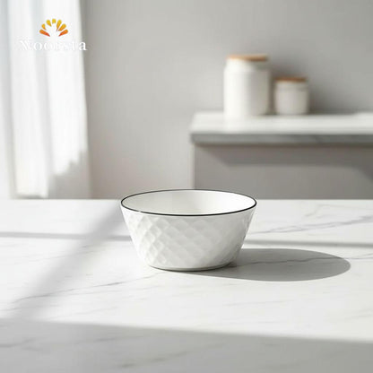 بولة بورسلين شيك للشوربة والسلطة - Premium White Porcelain Soup Bowl with Black Rim - Noorsta