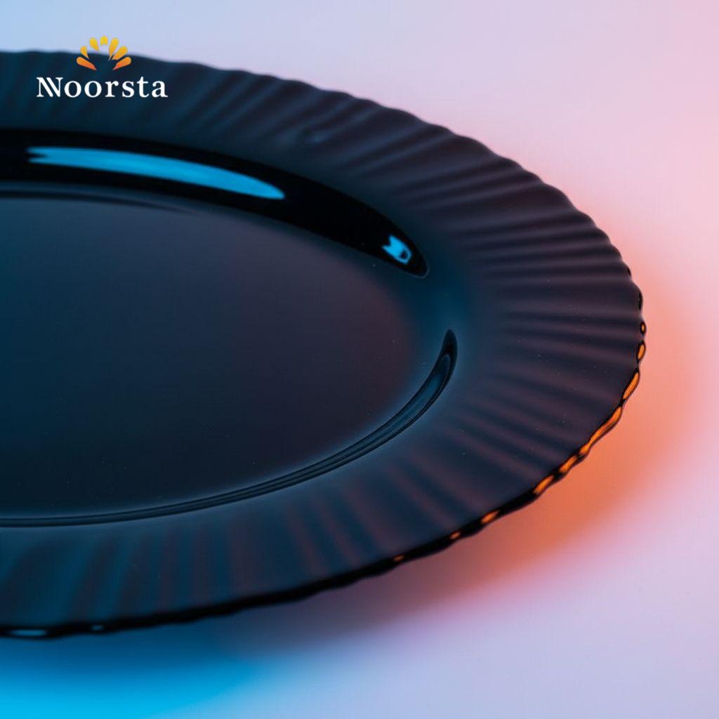 سرفيس تقديم زجاج بيضاوي أسود لامع للعزومات - Elegant Glossy Black Oval Glass Serving Platter - Noorsta