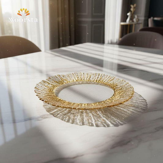 طقم جاتوه دهبي شيك لتقديم الحلويات - Elegant Gold-Rimmed Textured Glass Dessert Plate Set - Noorsta