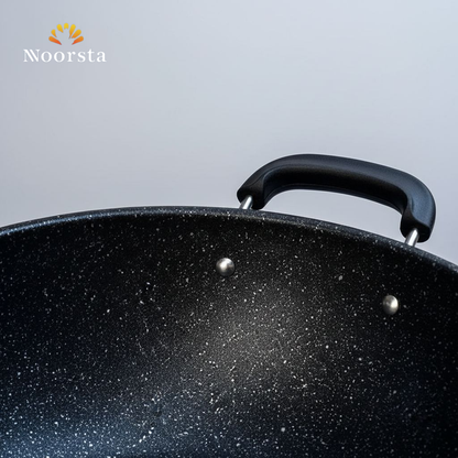 ووك جرانيت أسود غويط بـ 2 يد - Premium Deep Black Granite Wok with Dual Handles - Noorsta