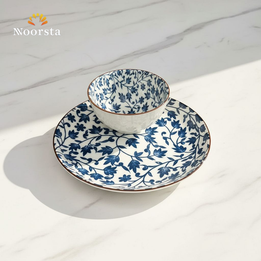 طقم عشاء بورسلين حراري بنقشة زرقا شيك - Classic Blue Floral Porcelain Dinnerware Set 12 Pieces - Noorsta