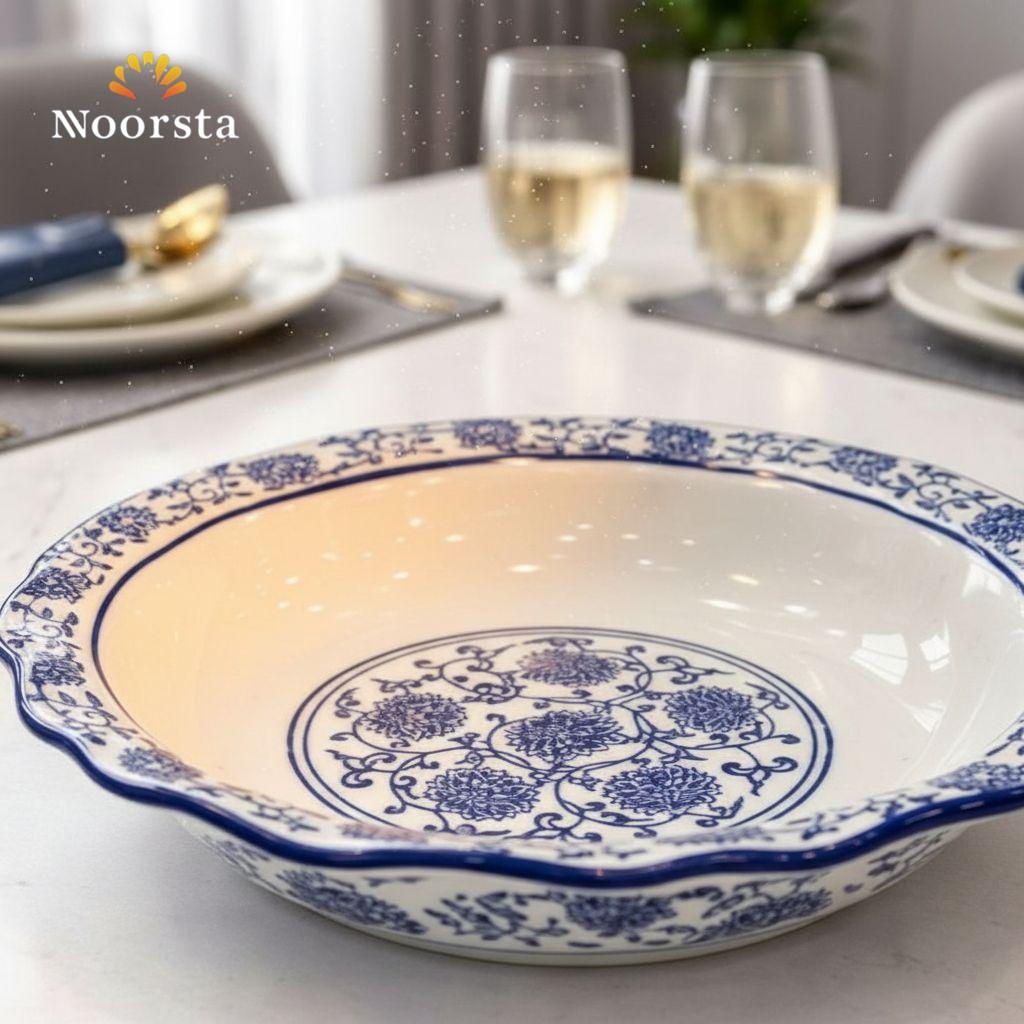 طبق تقديم بورسلين كلاسيك أبيض في أزرق مقاس 26 سم - Classic Blue Floral Porcelain Serving Plate 26cm - Noorsta