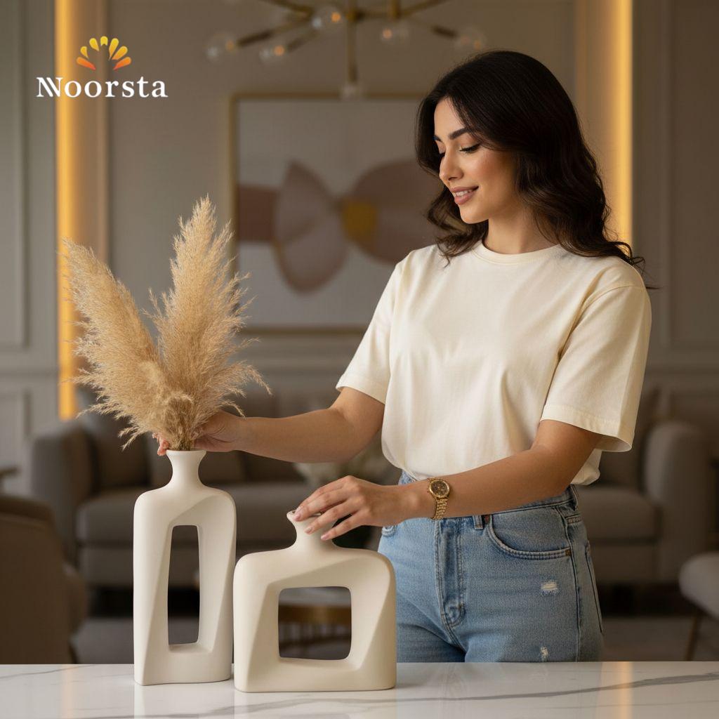 فازة بورسلين مودرن بتصميم هندسي مفرغ لتزيين الترابيزة - Modern Geometric Porcelain Vase with Abstract Cutout - Noorsta