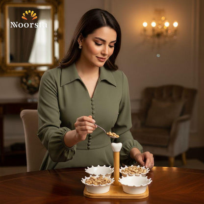طقم تسالي بورسلين 4 قطع بحامل خشب للتقديم - Luxury 5-Piece Porcelain Snack Bowl Set with Wooden Stand - Noorsta