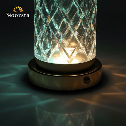 أباجورة وفازة كريستال بتنور بالتاتش - Elegant Crystal Touch Lamp and Vase - Noorsta