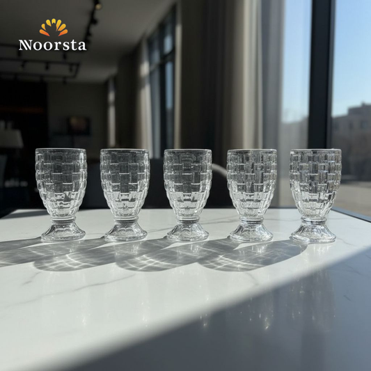 طقم كاسات شيك لتقديم العصاير - Elegant Textured Glass Goblet Set - Noorsta