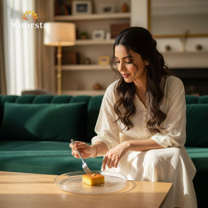 طقم جاتوه زجاجي منقرش بحواف دهبي لتقديم الحلويات - Elegant Textured Glass Cake Set with Gold Rim - Noorsta