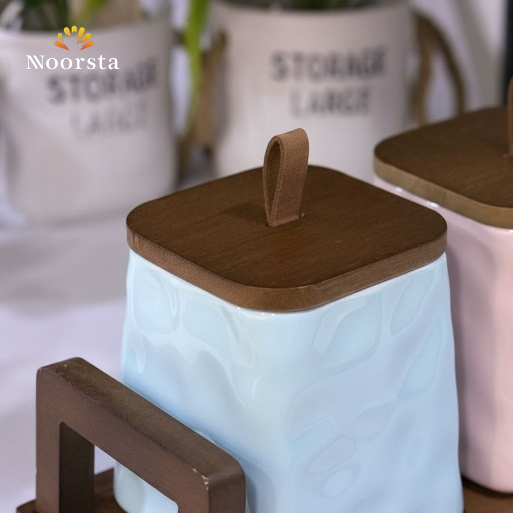 طقم توابل بورسلين الوان شيك للمطبخ - Chic Pastel Porcelain Spice Jars with Wooden Base - Noorsta
