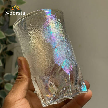 كوب زجاجي "أورورا" بتصميم جليدي ولمعة قزحية