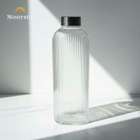 ازازة مياه قزاز مضلعة شيك جدا لتر كامل - Modern Ribbed Glass Water Bottle 1000ml - Noorsta