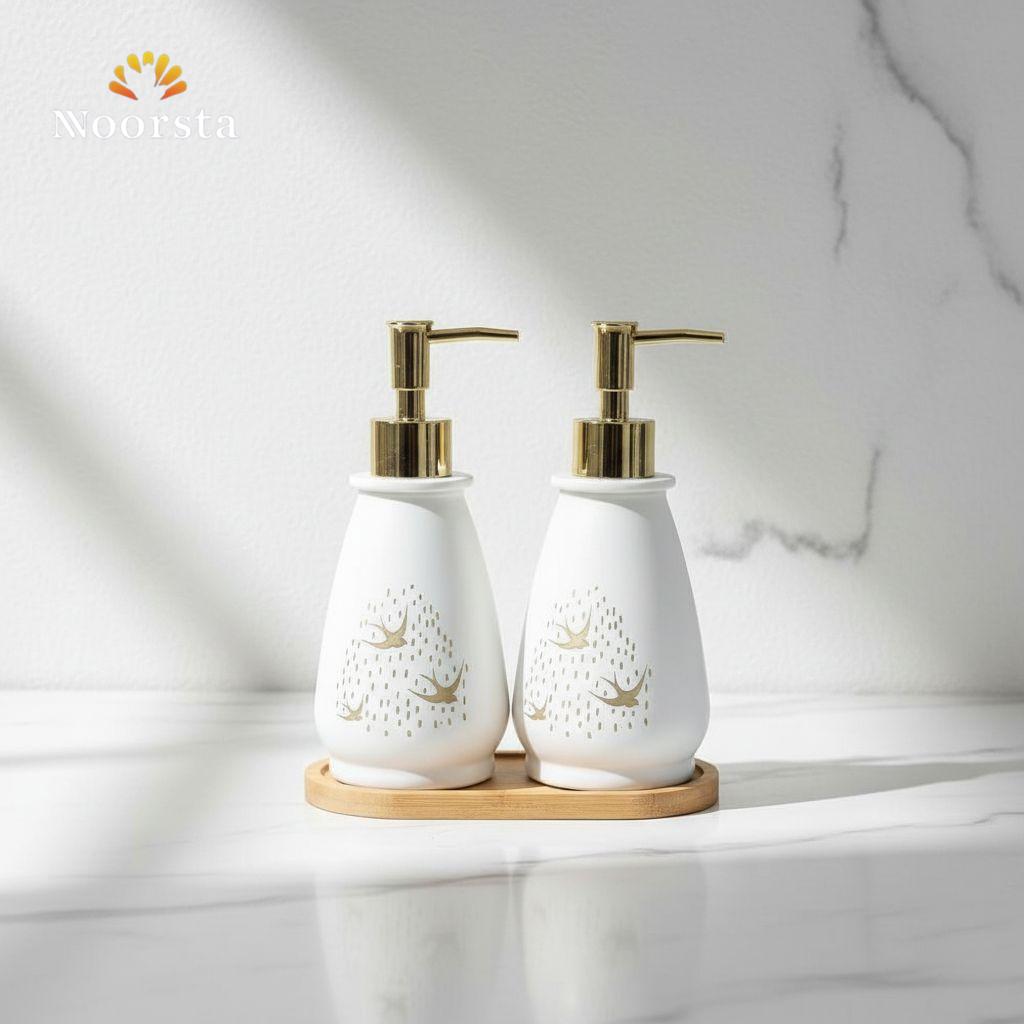 طقم ديسبنسر صابون بورسلين أبيض في جولد شيك جدا - Elegant White and Gold Porcelain Soap Dispenser Set - Noorsta