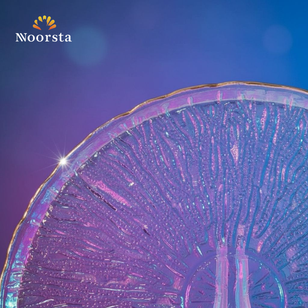 طقم جاتوه زجاج تريندي شفاف بأطار جولد - Iridescent Glass Cake Serving Set with Gold Rim - Noorsta