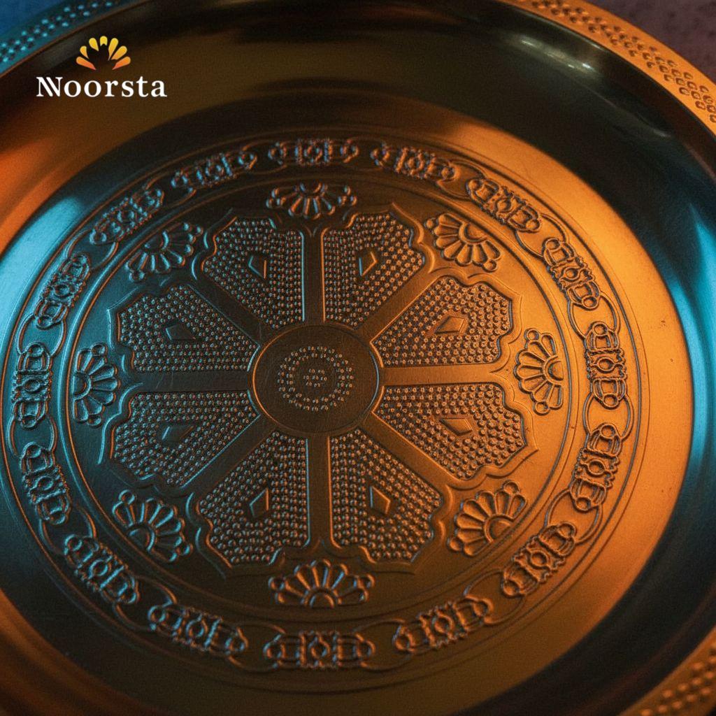 صينية تقديم نحاس جولد مزخرفة للضيافة - Elegant Engraved Gold Copper Serving Tray - Noorsta
