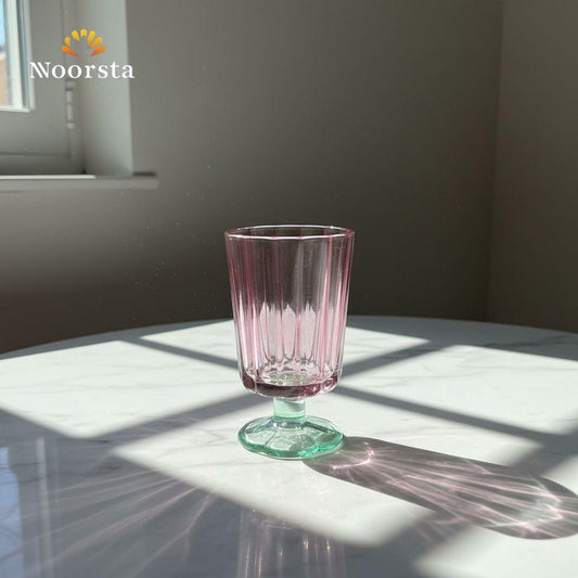 كوباية قزاز مضلعة بقاعدة وردة خضرا - Luxury Ribbed Flower Glass Cup with Green Stem - Noorsta